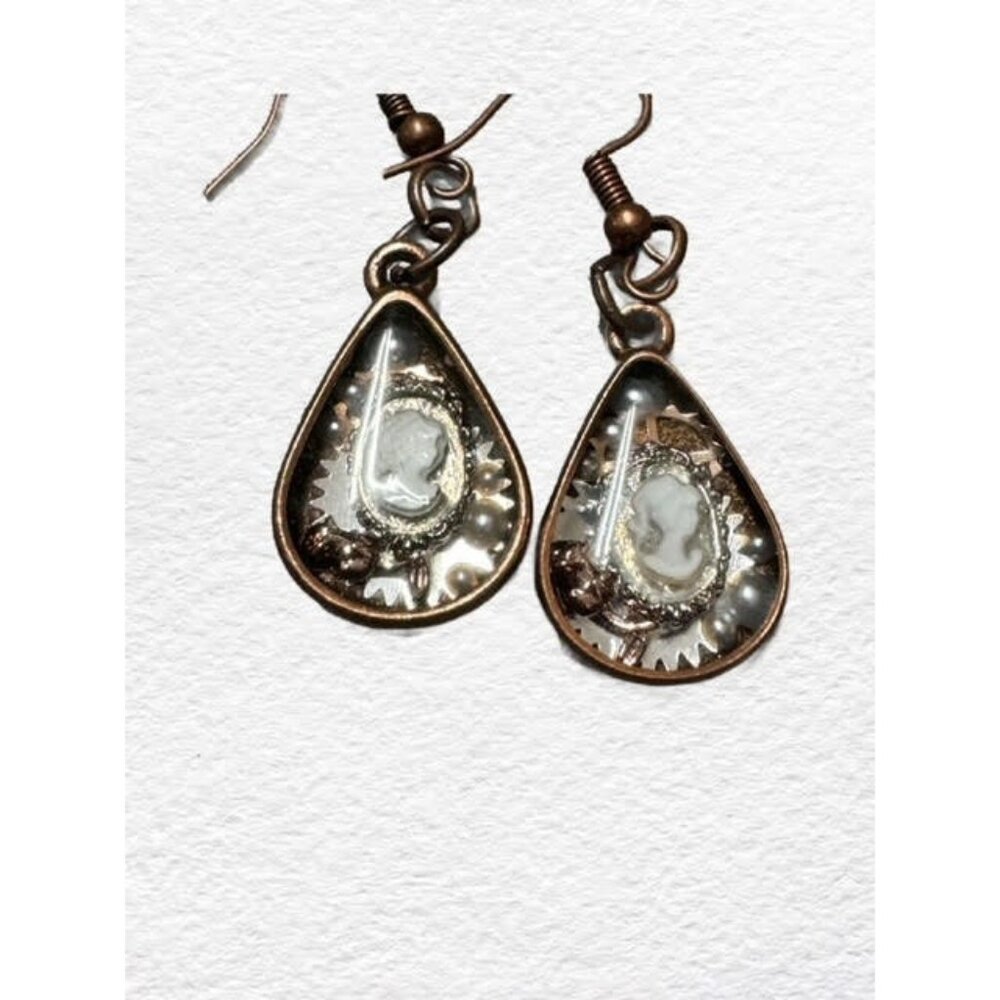Lady Cameo Copper Tear Drop Earrings